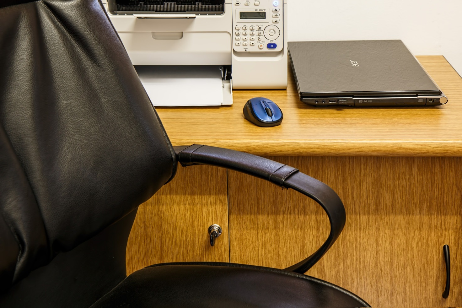 10 dicas para escolher uma cadeira de escritório confortável - Guias cadeira de escritório confortável