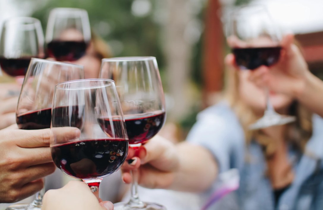 Como escolher vinhos bons de acordo com ocasiões especiais