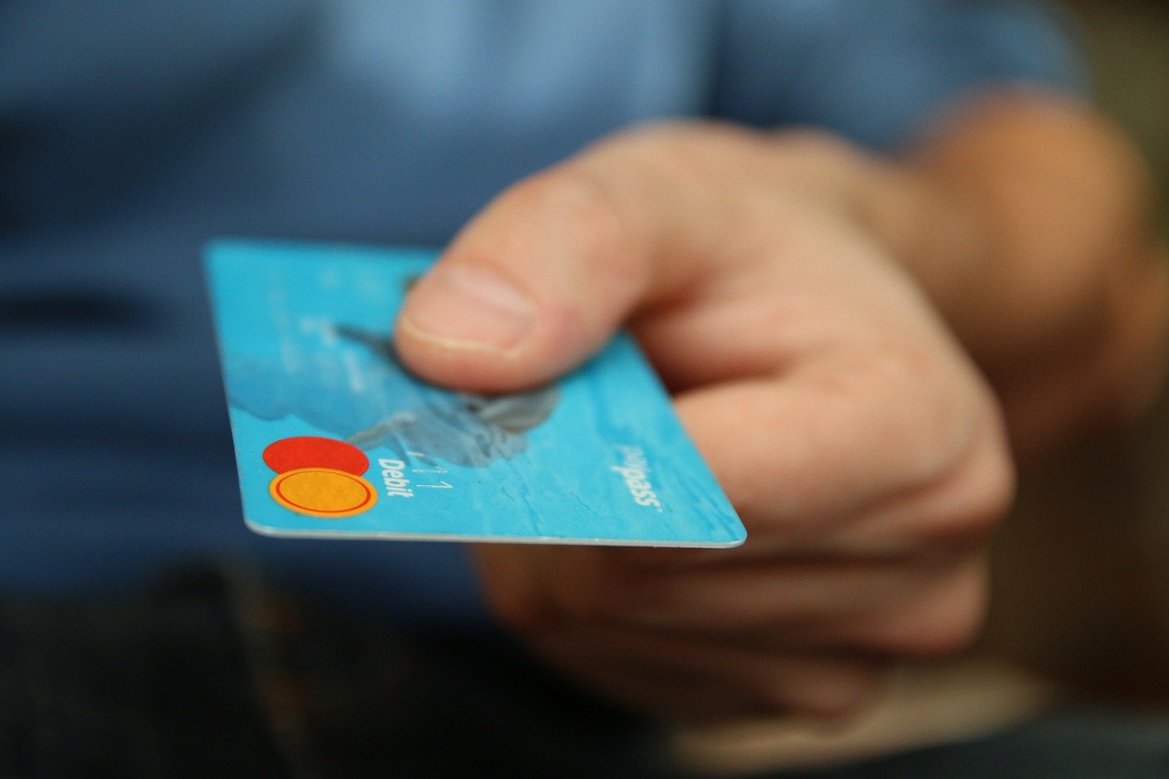 Cartão de crédito também pode ser usado como garantia de locação