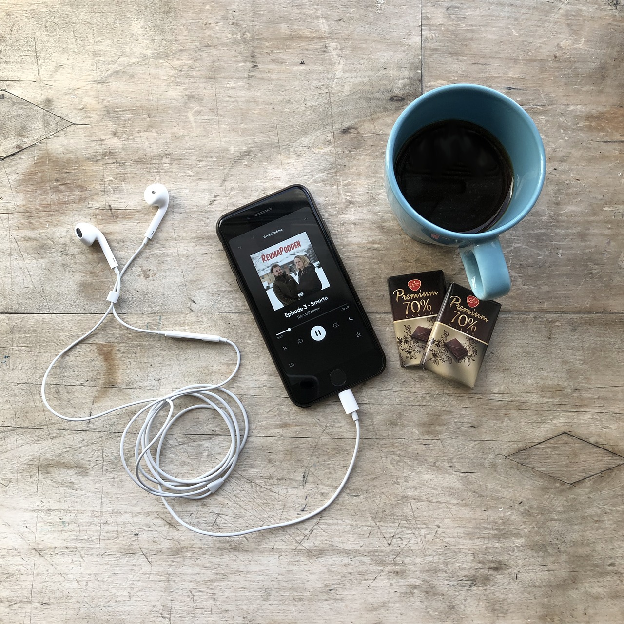 Melhores apps para ouvir podcasts gratuitamente - Artigos podcast cafe chocolate Confira os melhores apps para ouvir podcasts gratuitamente e tenha acesso a conteúdos sobre notícia, entretenimento e educação onde estiver