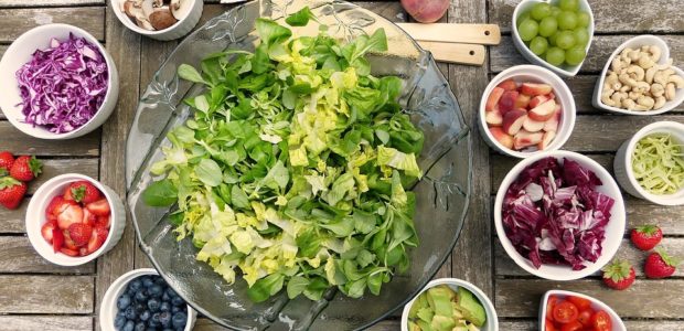 Alimentação saudável: Confira opções de sites para adquirir comidas saudáveis - alimentação saudável Guias alimentação saudável capa alimentação saudável_capa