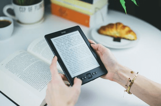 Livros digitais: conheça as novas formas de ler de livros - livros digitais Artigos exemplo de ereader
