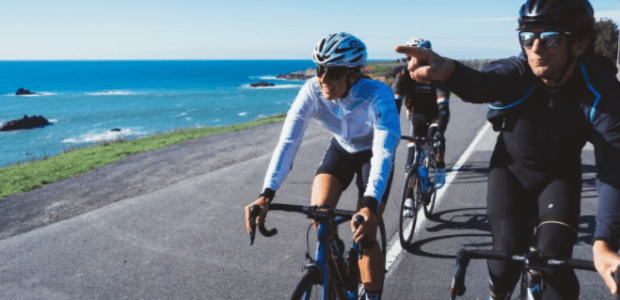 Roupas fitness: como escolher as melhores e onde comprar? - viagem de Carnaval Guias homens pedalando