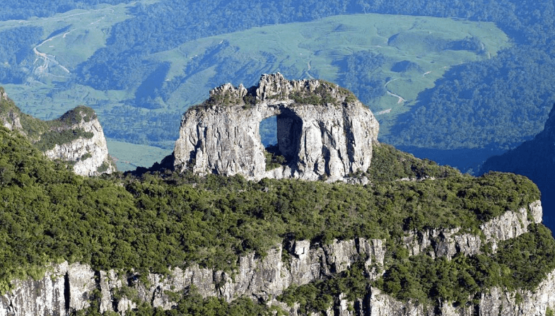 pedra furada urubici